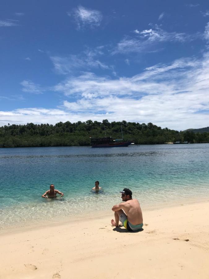 Blue Bay Divers Likupang Bangka Exterior photo
