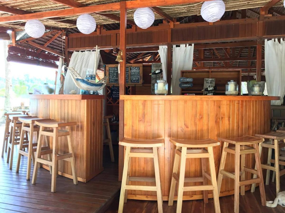 Blue Bay Divers Likupang Bangka Exterior photo