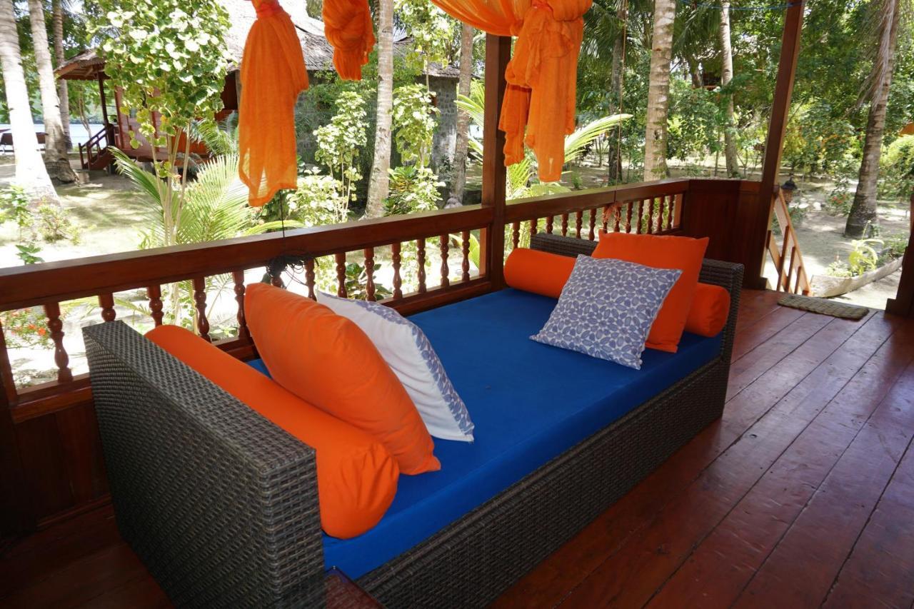 Blue Bay Divers Likupang Bangka Exterior photo